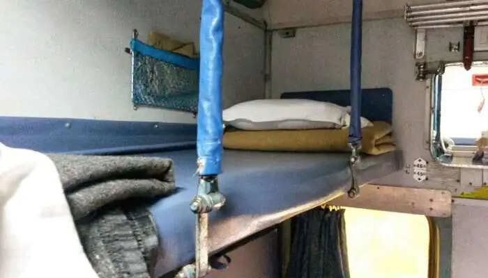 ரயிலில் படுக்கை விரிப்புக்கள்