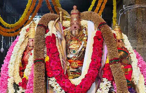 திருச்செந்தூர் கோவிலில் திருக்கல்யாண வைபவம்... ஆயிரக்கணக்கான பக்தா்கள் தரிசனம்!