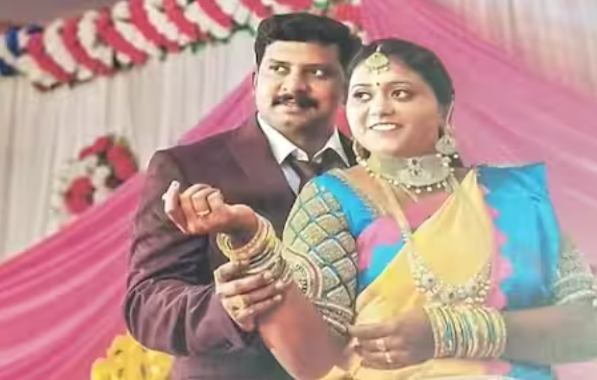 பெரும் சோகம்... கல்யாணமாகி ஒரு வருஷம் தான்... ஆசிரியை தூக்கிட்டு தற்கொலை.. !!