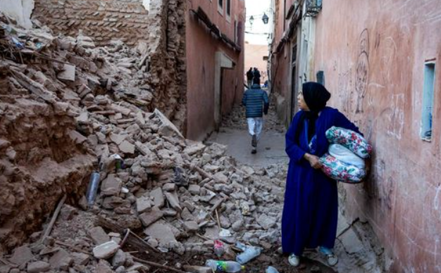 நிலநடுக்கம் பயங்கர சிசிடிவி ஃபுட்டேஜ் !! கண்ணீர் வரவழைக்கும் நிகழ்வுகள்!!