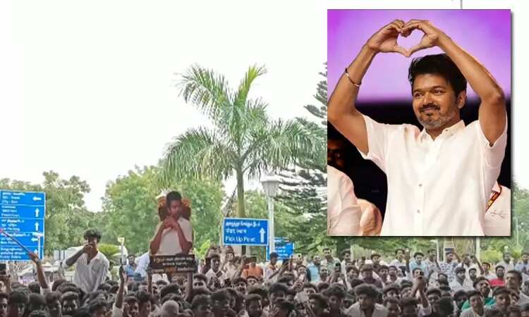 கோவையை அடுத்து மதுரை வரும் விஜய் … காலை முதலே விமான நிலையத்தில் குவியத் தொடங்கிய தொண்டர்கள்!