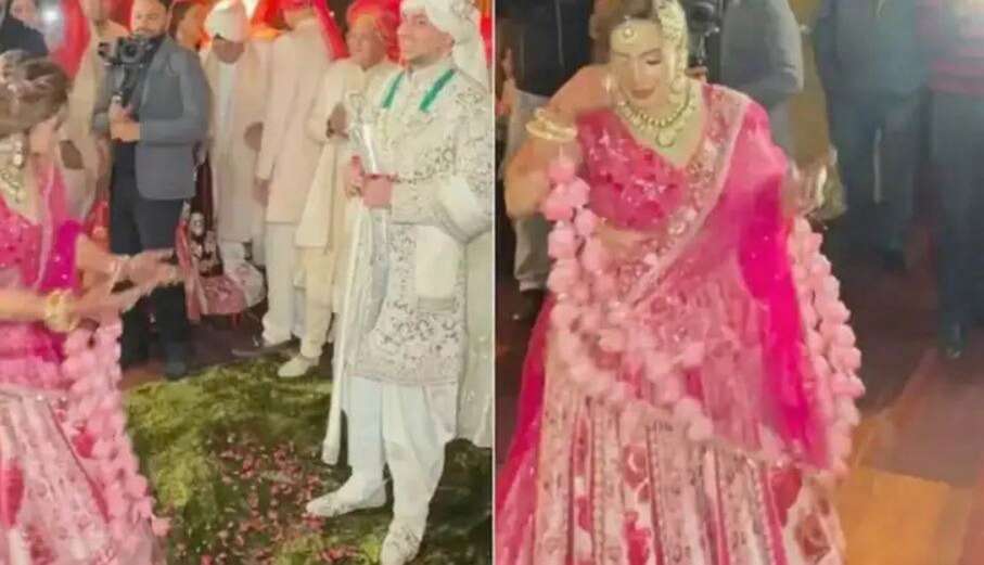 செம மாஸ் வீடியோ... கலக்கலாக டான்ஸ் ஆடி மருமகனை வரவேற்ற மாமியார்!