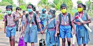 பள்ளிகள் திறக்கும் தேதியில் மாற்றம்!! மாணவர்கள் உற்சாகம்!!