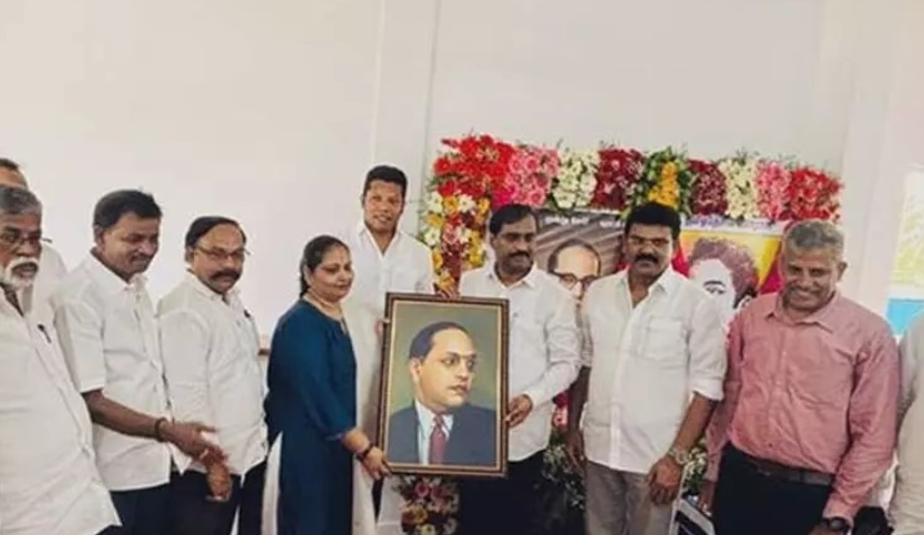 நாம் தமிழர் முன்னாள் மருத்துவர் அணி மாநில ஒருங்கிணைப்பாளர் தவெகவில் இணைந்தார்!