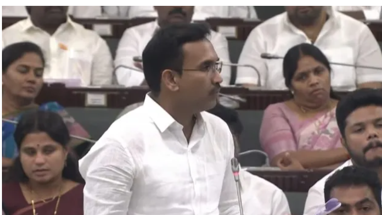சட்டப்பேரவையில் நீட் எதிர்ப்பு தனித் தீர்மானம்... சூடு பிடிக்கும் அரசியல் களம்!