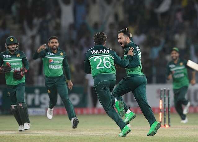 ஐசிசி ஒருநாள் கிரிக்கெட் தரவரிசையில் பாகிஸ்தான் முதலிடம்!!