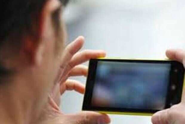 காதல் மனைவி நிர்வாண வீடியோ.. நண்பர்களுக்கு அனுப்பி வைத்த கொடூர கணவன்!