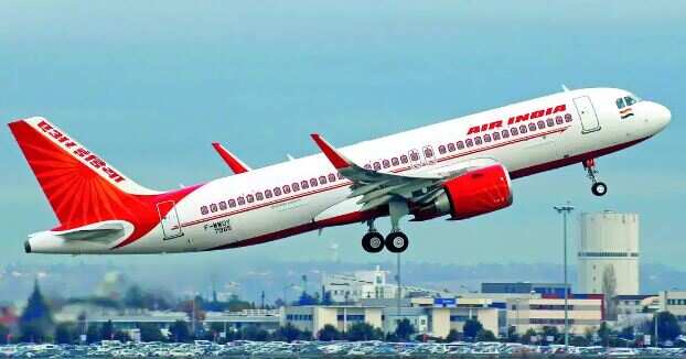 வாக்குவாதத்தில் ஈடுபட்ட பெண் தொழிலதிபர்.. விமானத்தில் இருந்து விரட்டி விட்ட ஊழியர்கள்!