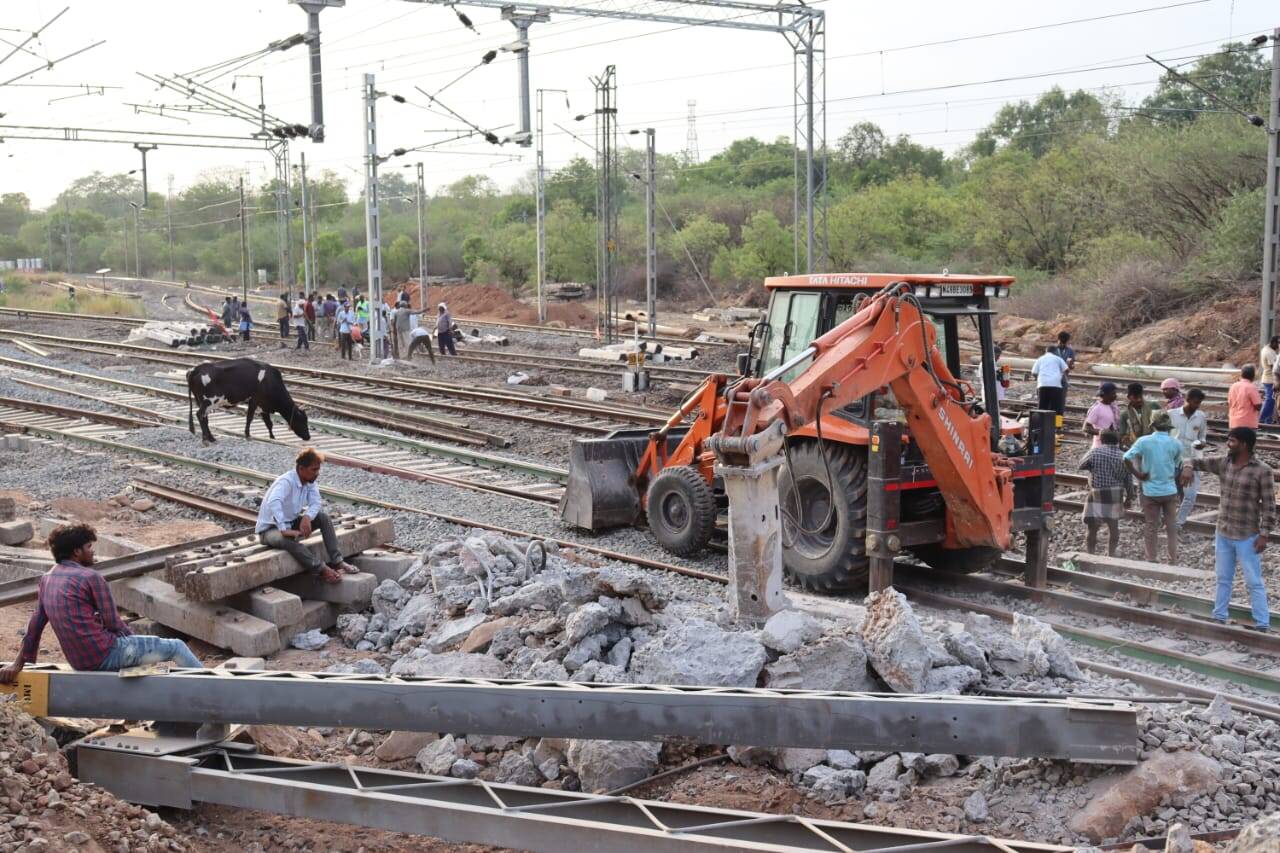 குருவாயூர் உட்பட எக்ஸ்பிரஸ் ரயில் சேவையில் மாற்றம்... திருச்சி வழித்தடங்களில் பராமரிப்பு பணி!