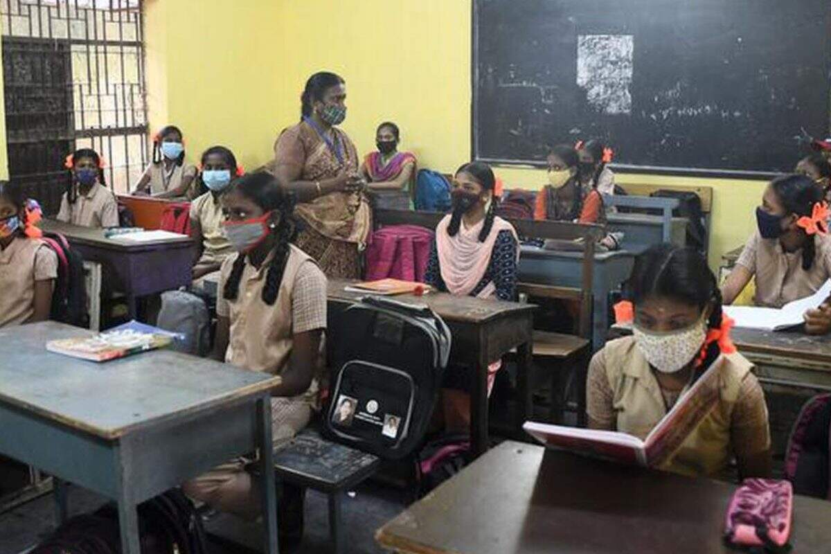 281 காலிப்பணியிடங்கள்!! ரூ60000 சம்பளத்தில் உடனடி வேலை!! மிஸ் பண்ணீடாதீங்க!!