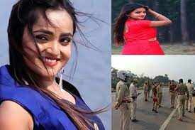 நடுரோட்டில் பிரபல நடிகை சுட்டுக் கொலை! அதிர்ச்சியில் ரசிகர்கள்!