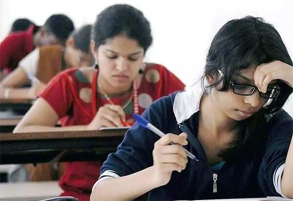 இன்று முதல் நீட் தேர்வுக்கு விண்ணப்பிக்கலாம்! விண்ணப்பத்தில் இதையெல்லாம் மறக்காதீங்க.. எப்படி விண்ணப்பிப்பது?!