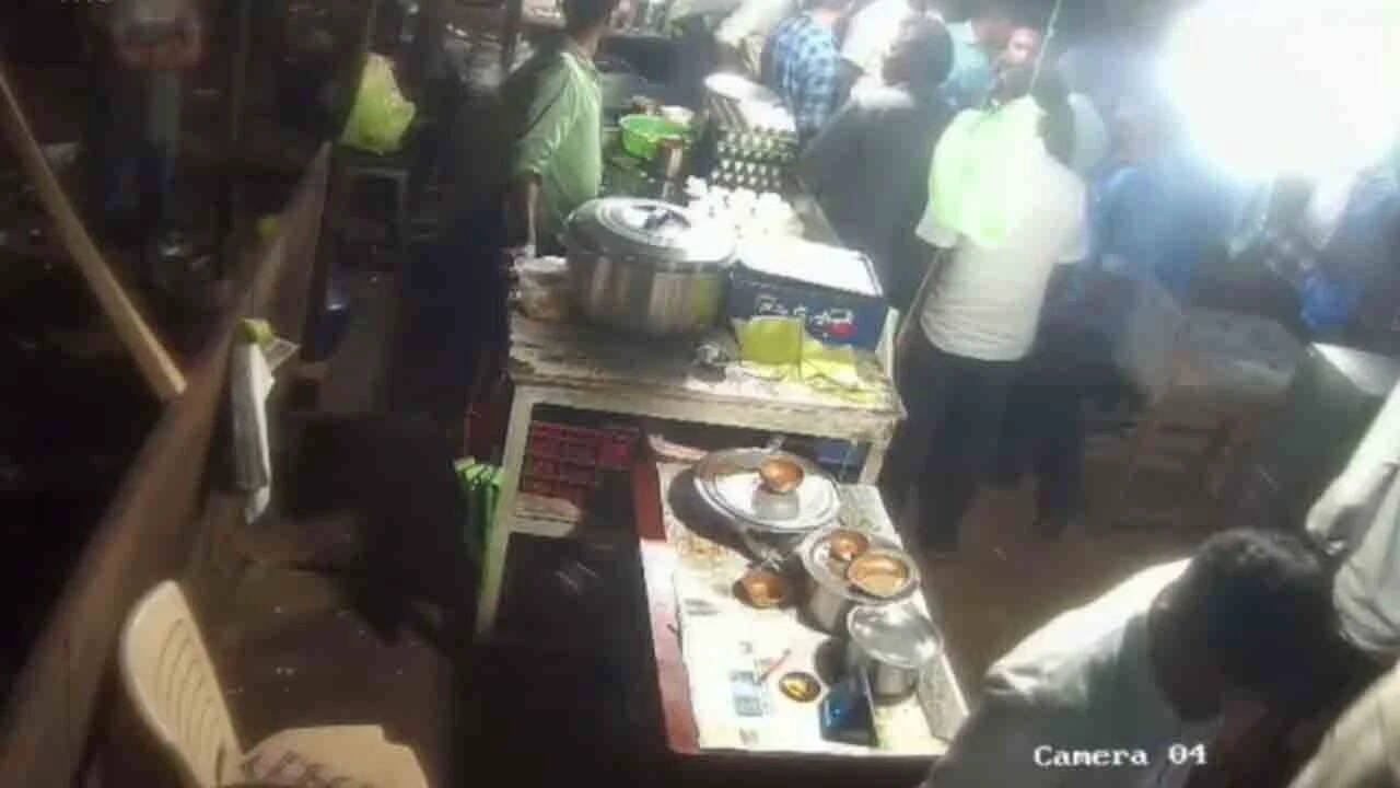 பரோட்டாவிற்காக ஹோட்டலை சூறையாடிய கும்பல்... பரபரப்பு!