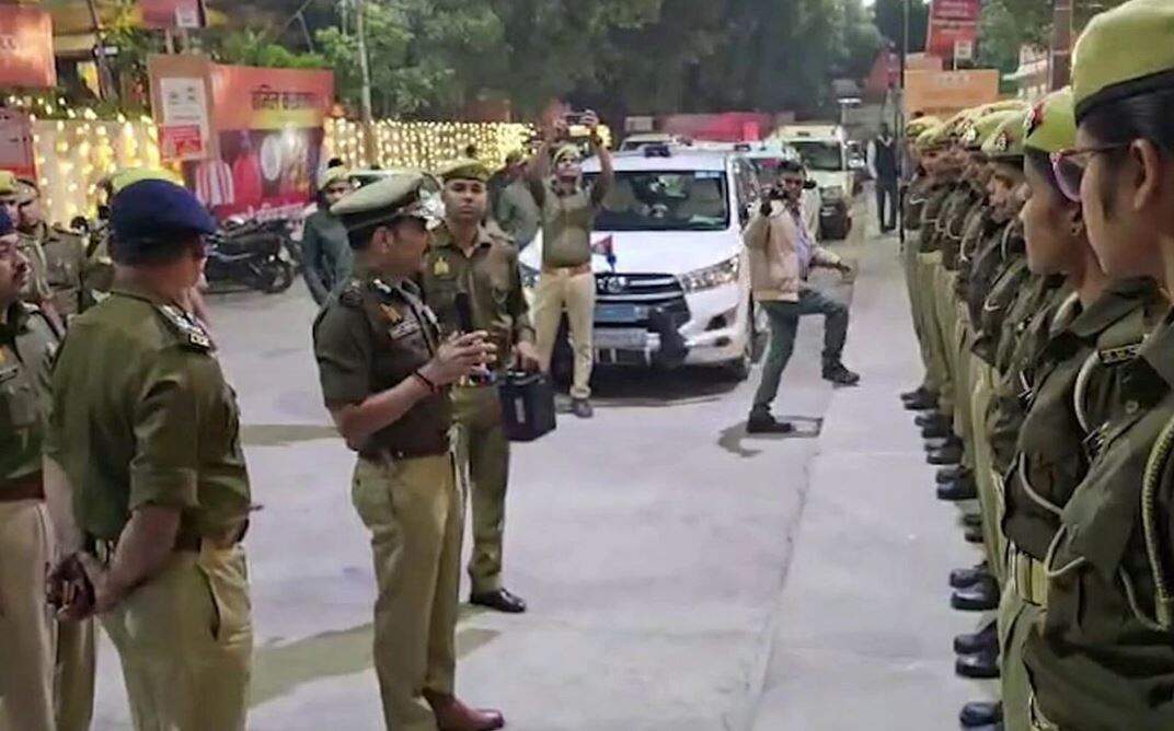 காசி தமிழ்ச் சங்கமம்... பாதுகாப்பு பணியில் 2,000 போலீசார்.. அதிவிரைவுப் படகுகள், ட்ரோன்கள் ஏற்பாடு!