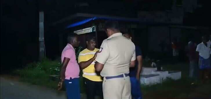 பெரும் பரபரப்பு.. நடுரோட்டில் கிடந்த மனித தலை.. தலை தெறிக்க ஓடிய பொதுமக்கள்..!!