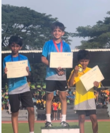 வைரல் வீடியோ... நடிகர் அஜித் குமாரின் மகன் ஆத்விக் தனது பள்ளியில் நடைபெற்ற ஓட்டப்பந்தயத்தில் முதல் பரிசு !