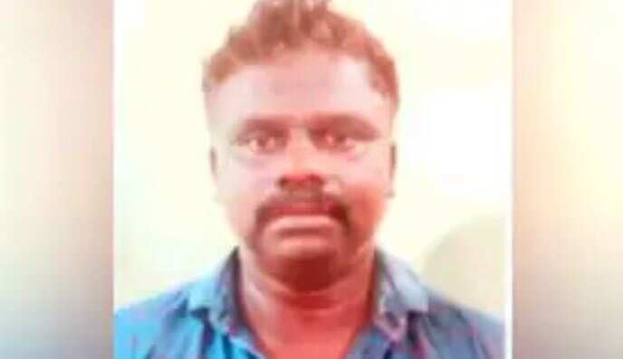 தனிமையில் இருந்த காதலர்கள்... செல்போனில் படம் பிடித்து மிரட்டி பணம் பறித்த அதிகாரி... விசாரணையில் வெளியான அதிர்ச்சி!