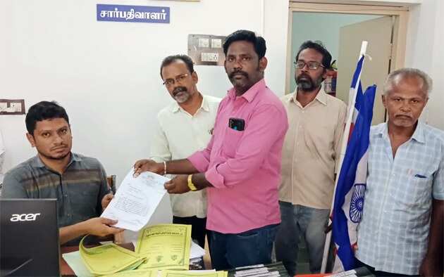 போலி ஆவணங்கள் மூலம் பத்திரப் பதிவு... ரத்து செய்யக் கோரி சார்பதிவாளரிடம் மனு!