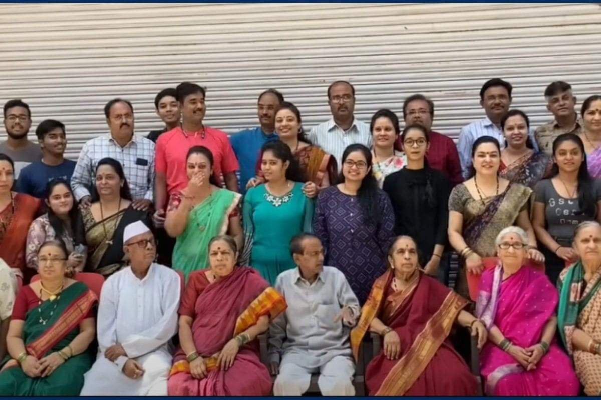 வீடியோ!! ஒரே குடும்பத்தில 72 பேர் !! கும்மாளமும், குதூகலமுமாய் அசத்தும் கூட்டுக்குடும்பம்!!