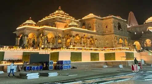 நெகிழ்ச்சி... இஸ்லாமிய கைவினைஞர்கள் அயோத்தி ராமருக்கு தந்த அன்பளிப்பு!​​​​​​​