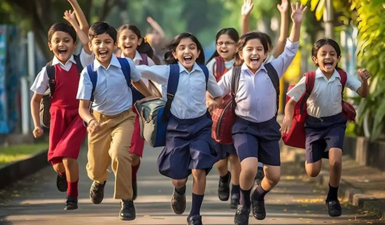 நாளை பள்ளிகளுக்கு விடுமுறை!