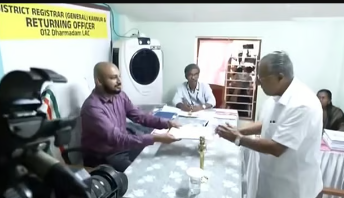 80 வயதிலும் குறையாத வேகம்... 7வது முறையாக கேரள முதல்வர் பினராயி விஜயன் வேட்புமனுத் தாக்கல்!