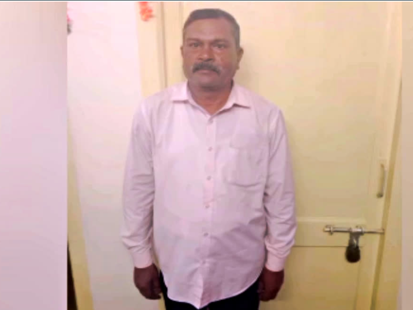 பெண் காவலரிடம் சில்மிஷம் செய்த ராணுவ வீரர்!! தட்டி தூக்கிய காவல்துறை!!