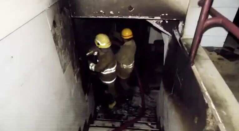 தங்கும் விடுதியில் பயங்கர தீ விபத்து! 7 பேருக்கு மூச்சு தின்றல்!