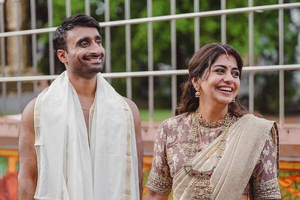 இன்று காலை நடிகை மீரா நந்தனுக்கு திருமணம்... பிரபலங்கள் வாழ்த்து!