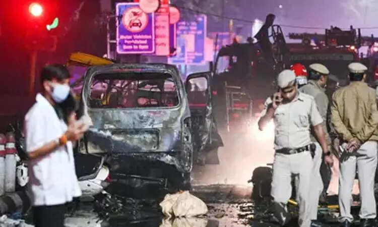 டெல்லி கார் குண்டு வெடிப்பில் அடையாளம் தெரியாத 3 உடல் பாகங்களுக்கு டிஎன்ஏ சோதனை!