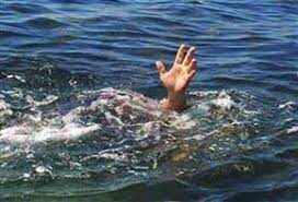 அதிர்ச்சி... மனைவி முன்னே கடலில் மூழ்கி கணவர் மரணம்!