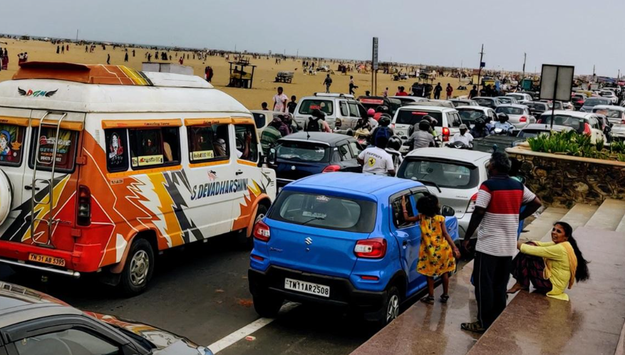 மெரினா, பெசண்ட் நகரில் பார்க்கிங் இலவசம்!