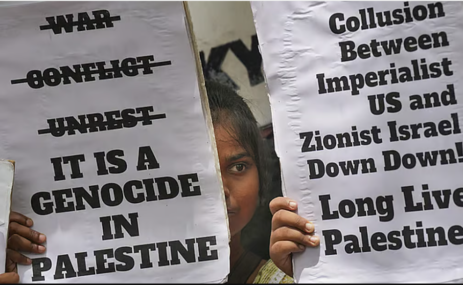 பாலஸ்தீன ஆதரவு போஸ்டர்கள் ஒட்டிய பிரிட்டன் சுற்றுலாப் பயணிகள் வெளியேற்றம்!