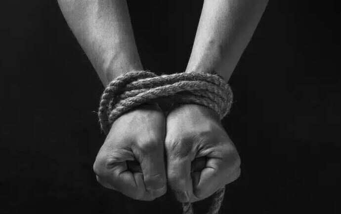 பள்ளி மாணவனை கடத்தி சென்ற 3 சிறுவர்கள் - தூத்துக்குடியில் அதிர்ச்சி!