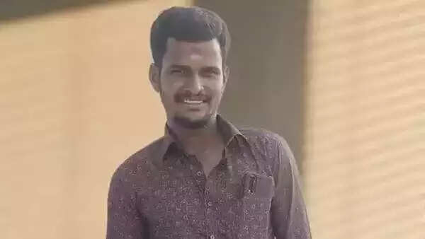 பகீர்!! பெற்ற மகனை அடித்தே கொலை செய்த பெற்றோர்!!