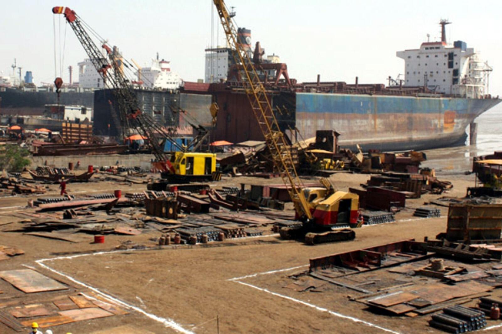 அசத்தலான ஆர்டர்... ரூ.9804.98 கோடி மதிப்புள்ள ஆர்டரைப் பெற்ற மிட் கேப் நிறுவனம்! இந்த ஷேரை பார்த்துக்கோங்க!