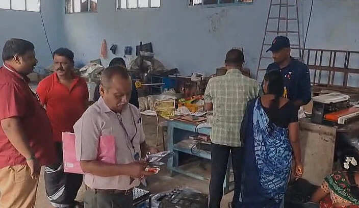 கலப்பட அல்வா ... நெல்லையில் 6 கடைகளுக்கு சீல்!