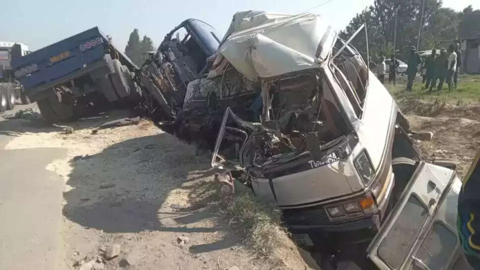 லாரி விபத்து