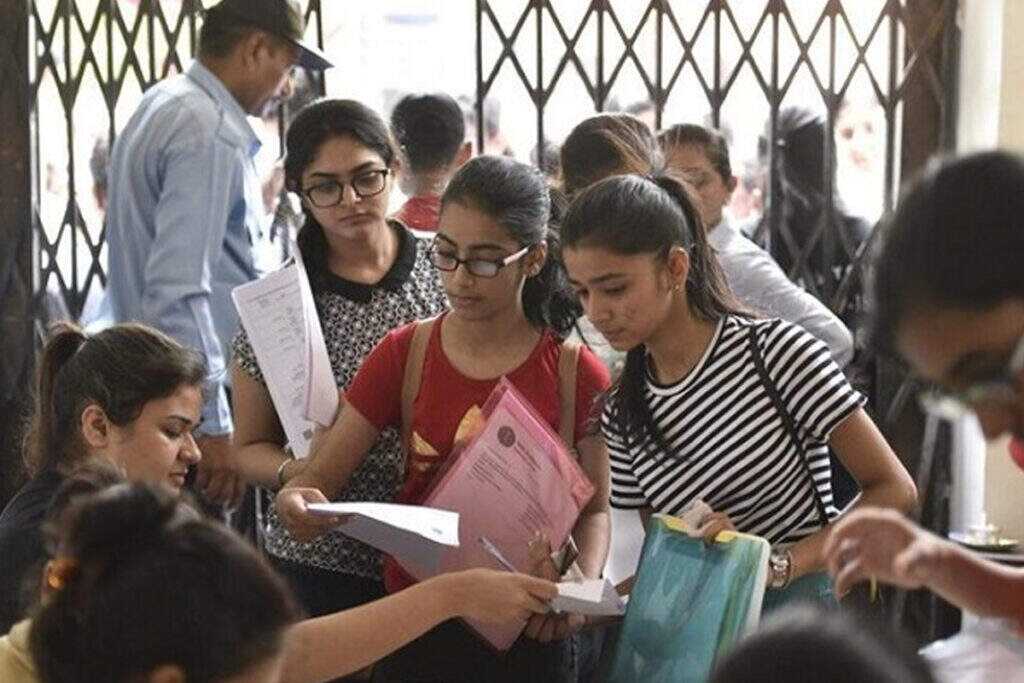 கால அவகாசம் நீட்டிப்பு!! மாணவர்களே மிஸ் பண்ணீடாதீங்க!!!