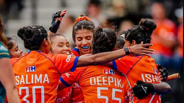 Hockey WC | இந்திய மகளிர் அணி கோல் மழை... தென் ஆப்பிரிக்காவை 6-1 என பந்தாடி அபார வெற்றி!