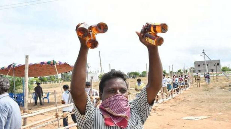 இந்த ஆண்டு தீபாவளிக்கு எத்தனை கோடி மது விற்பனை? எந்த மாவட்டம் முதலிடம்…?