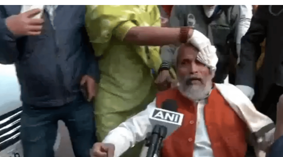 பரபரப்பு வீடியோ... ராகுல் காந்தி தள்ளியதால் பாஜக எம்பி தலையில் காயம்!