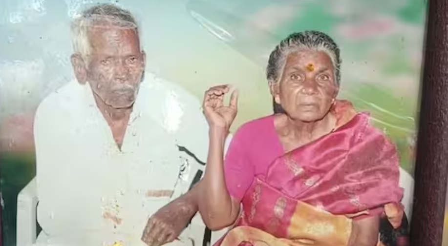 நெகிழ்ச்சி... மனைவி இறந்த துக்கம் தாளாமல் கணவரும் உயிரிழப்பு... சாவிலும் இணைபிரியா தம்பதி....!!