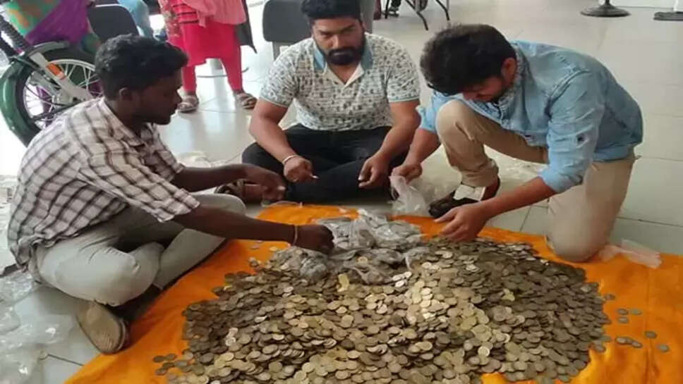 ரூ10 நாணயங்கள்