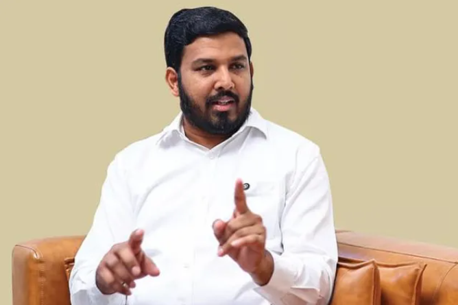 திருமாவுக்கு அடுத்த அதிர்ச்சி... பனையூர் பாபுவைத் தொடர்ந்து திமுகவில் இணையும் ஆளூர் ஷா நவாஸ்?!