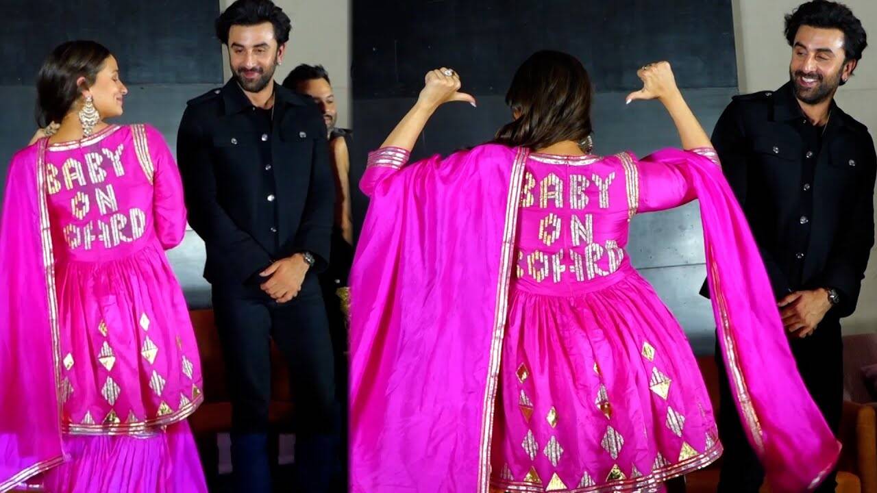 BABY ON BOARD.. பொது நிகழ்ச்சியில் கலக்கிய நடிகை! குவியும் வாழ்த்துக்கள்!