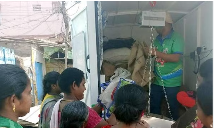 அடி தூள்!! வீடு தேடி வரும் ரேஷன் பொருட்கள்!! இனி அலையத் தேவையில்லை!!