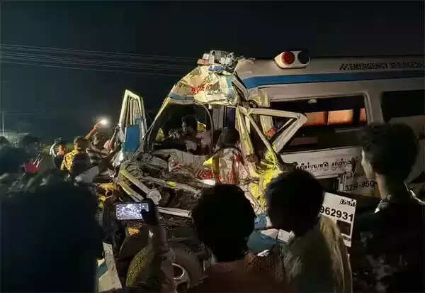 ஆம்புலன்ஸ்