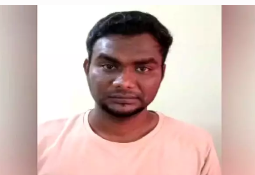 என்னை கல்யாணம் பண்ணிக்கோ!! கத்தியை காட்டி காதலிக்கு மிரட்டல்!!