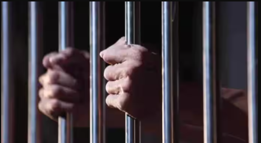 பெண்களே உஷார்... விதவைகள் தான் டார்கெட்டே... 16 லட்சம் மோசடி புகார்!